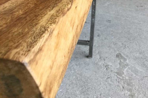 loustro-trapezi-iroko-meta-2