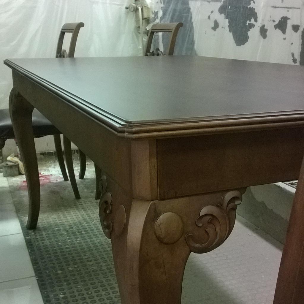 anapalaiwsi xylinou epiplou karekles a